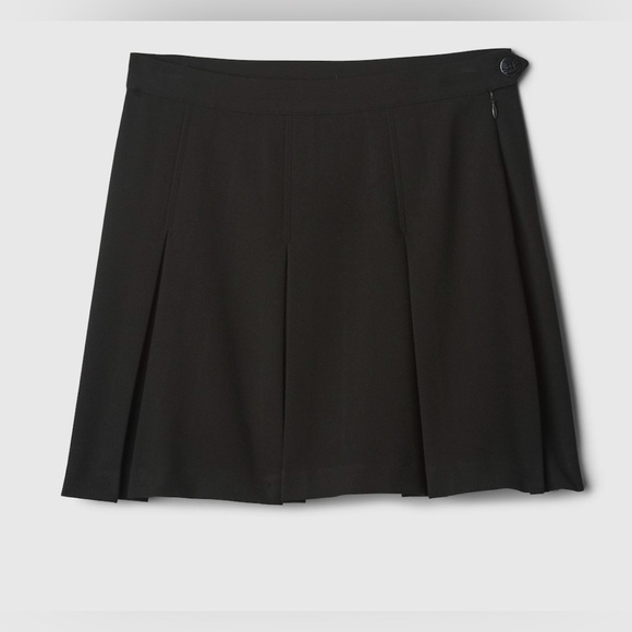COPY - Gap small pleated mini skirt with pockets - Picture 6 of 16